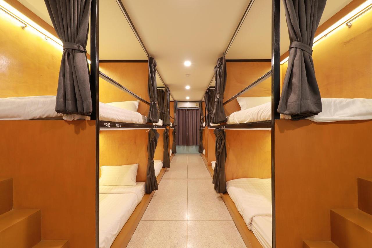 Le Light House & Hostel Chiang Mai Exterior photo